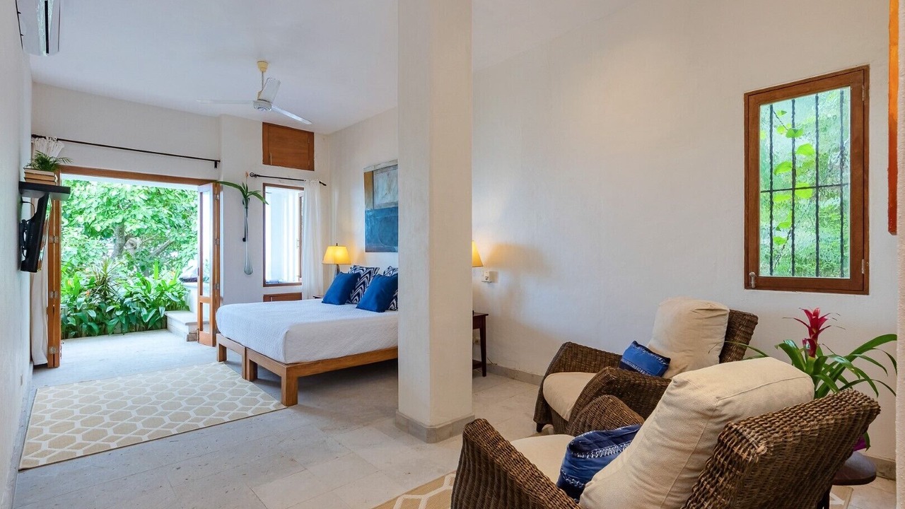 Photo of Bedroom in Romantic Zone