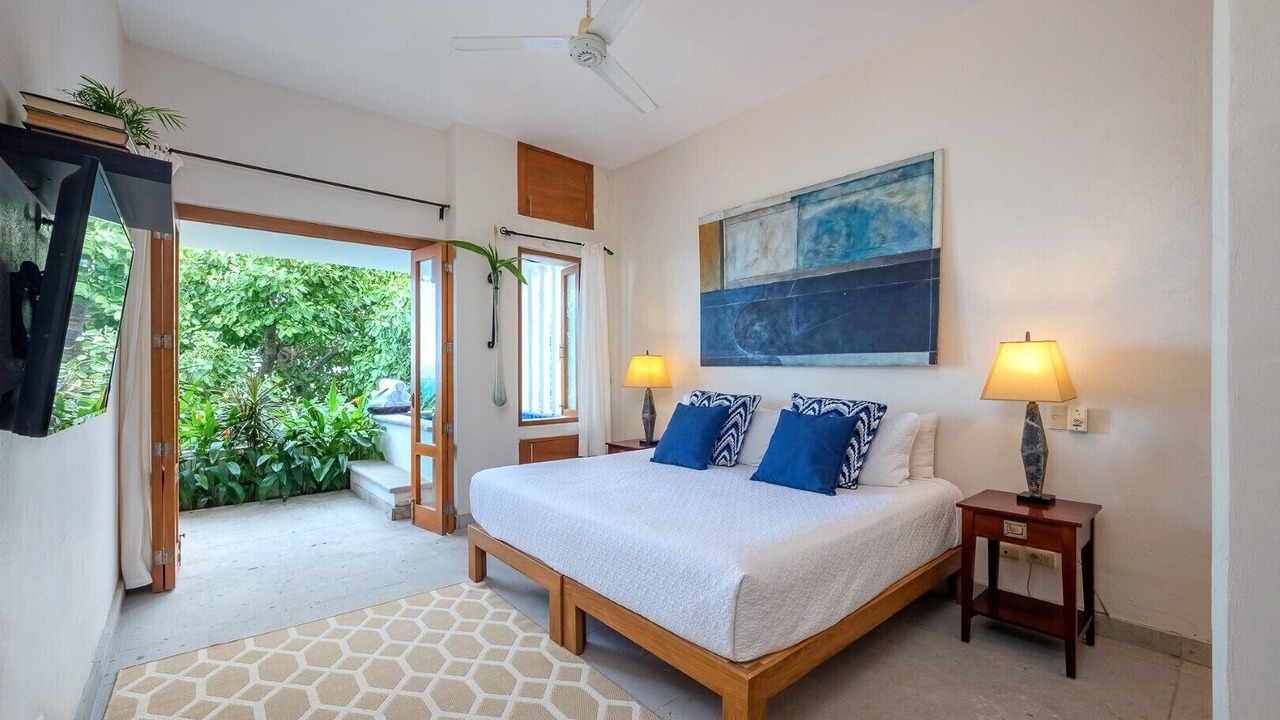 Photo of Bedroom in Romantic Zone