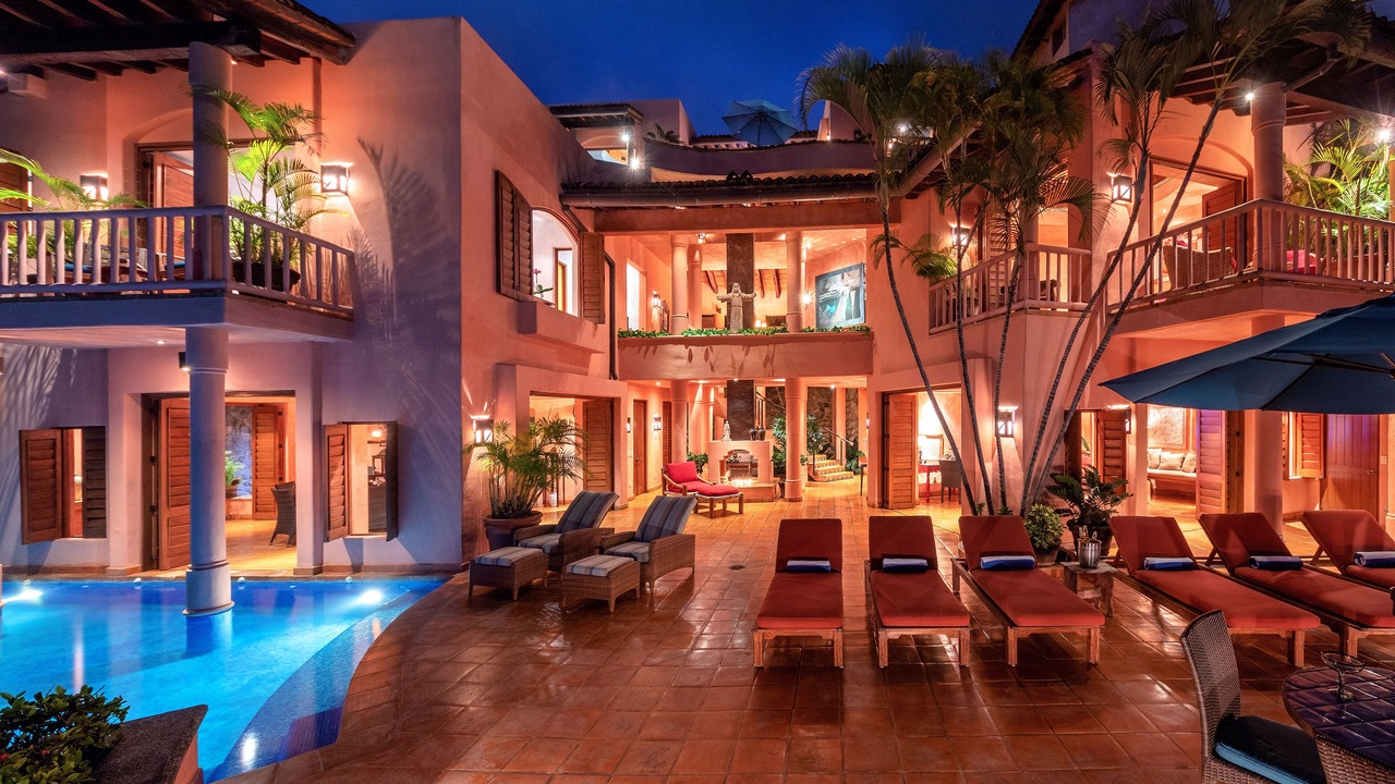 Photo of Patio Balcony in South Shore Hotel Area