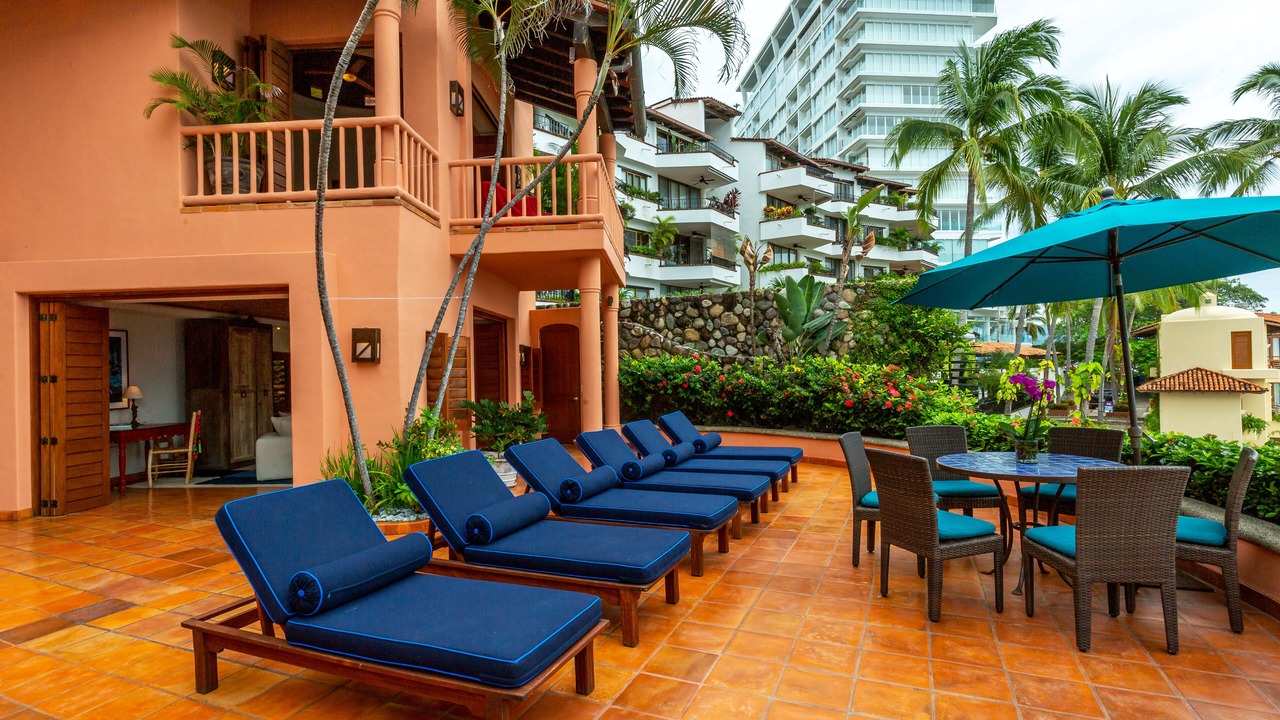 Photo of Outdoor in South Shore Hotel Area