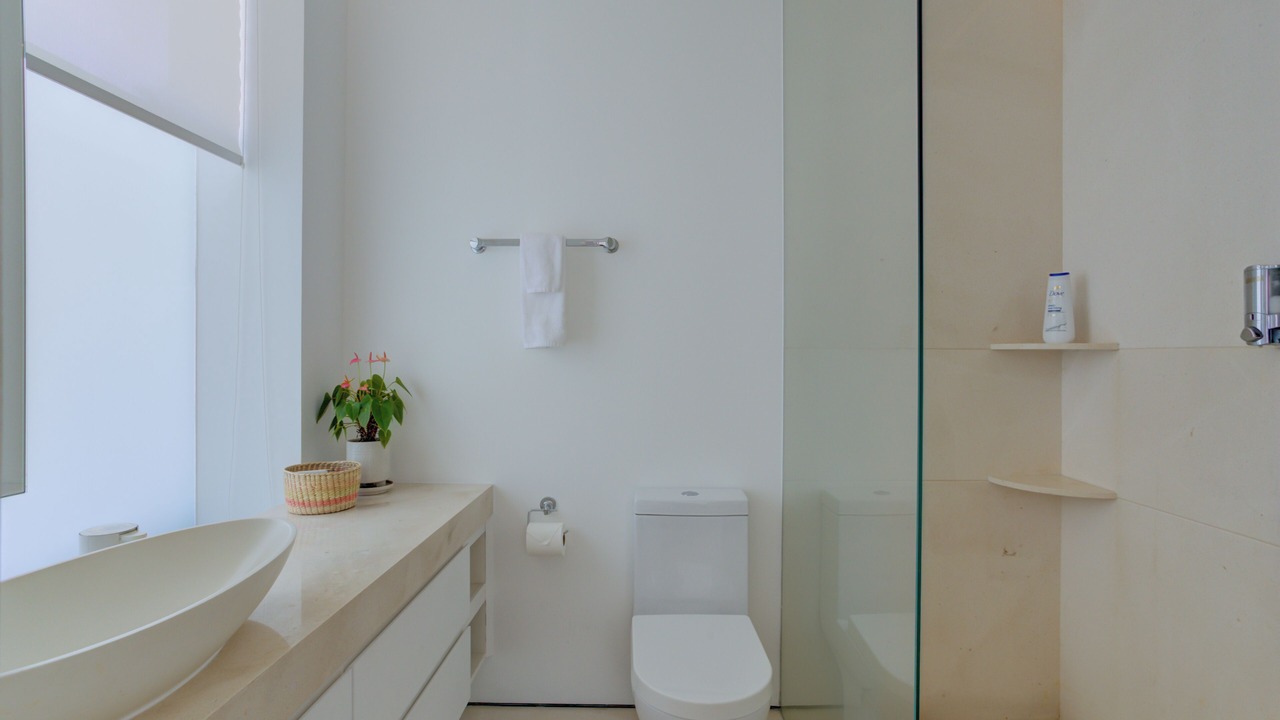 Photo of Bathroom in Romantic Zone