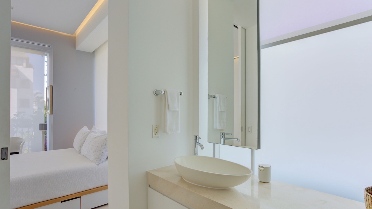Photo of Bathroom in Romantic Zone