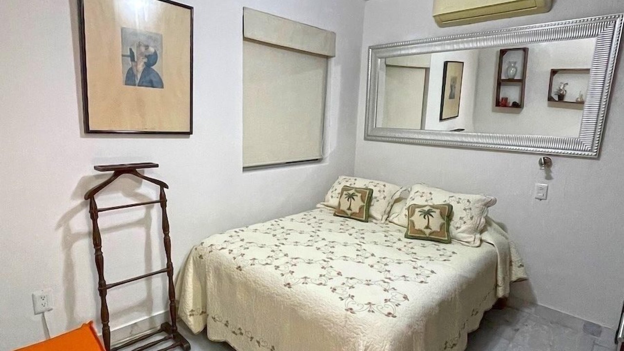 Photo of Bedroom in Flamingos