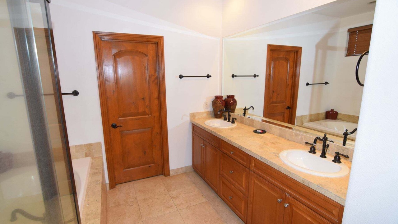Photo of Bathroom in El Dorado Ranch