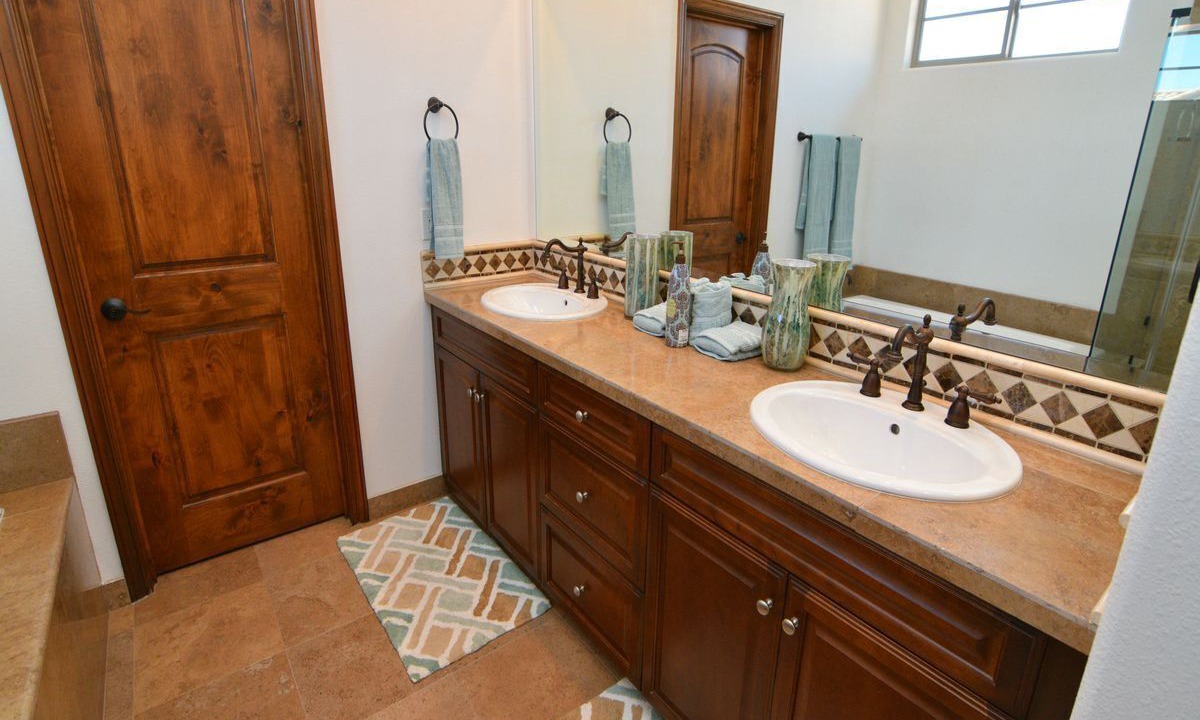 Photo of Bathroom in El Dorado Ranch