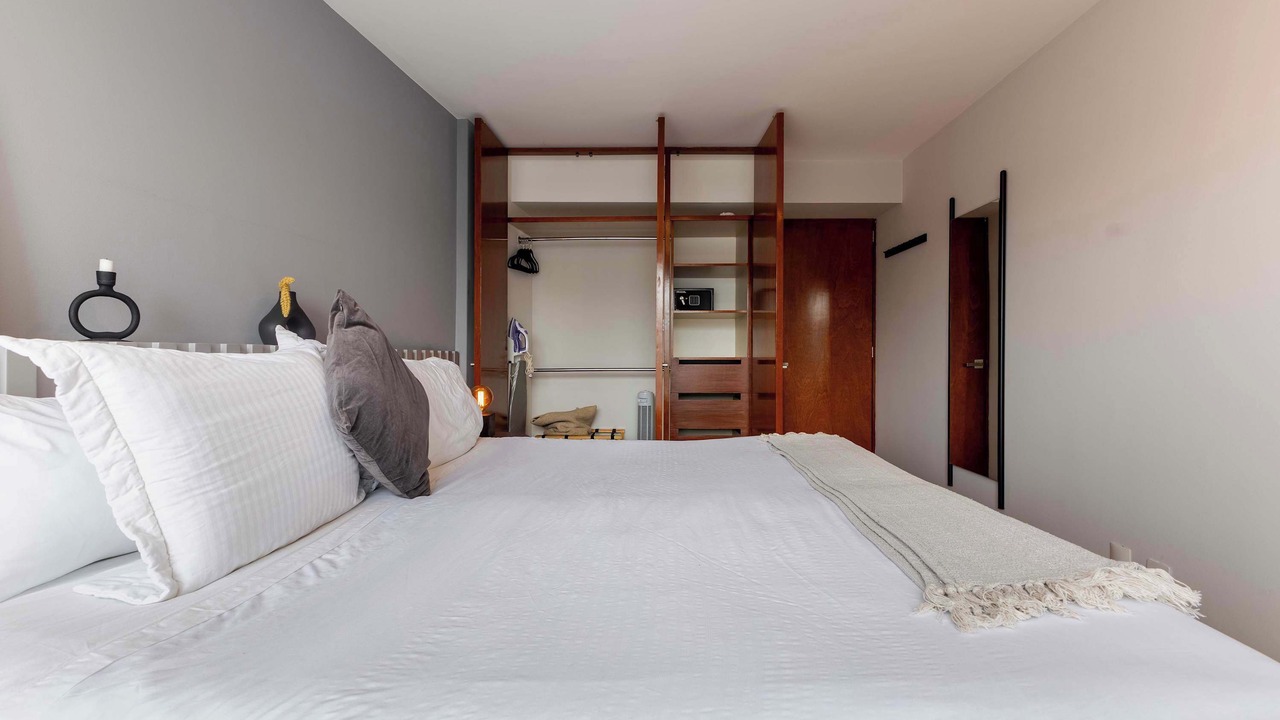 Photo of Bedroom in Anahuac