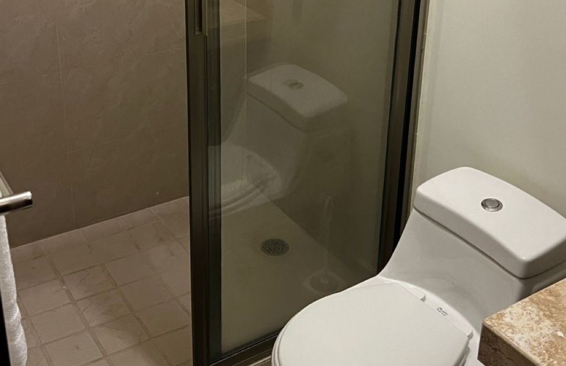 Photo of Bathroom in Anton Lizardo