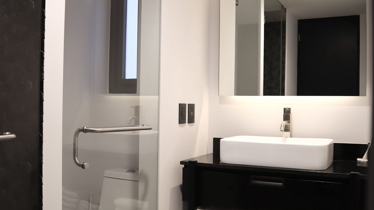 Photo of Bathroom in Romantic Zone