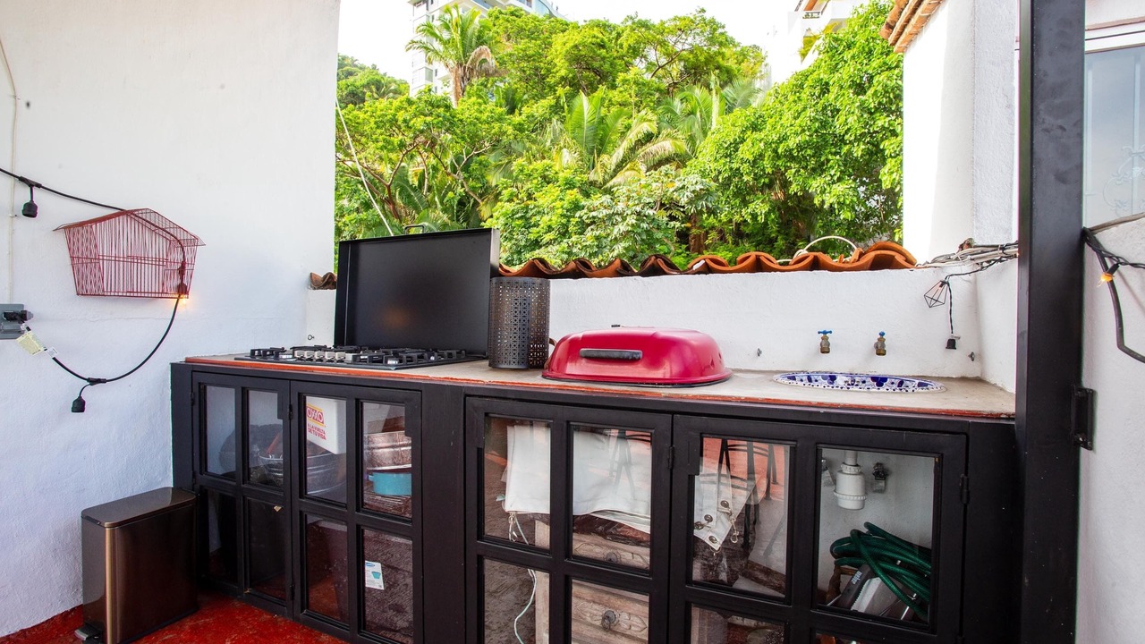 Photo of Patio Balcony in Romantic Zone