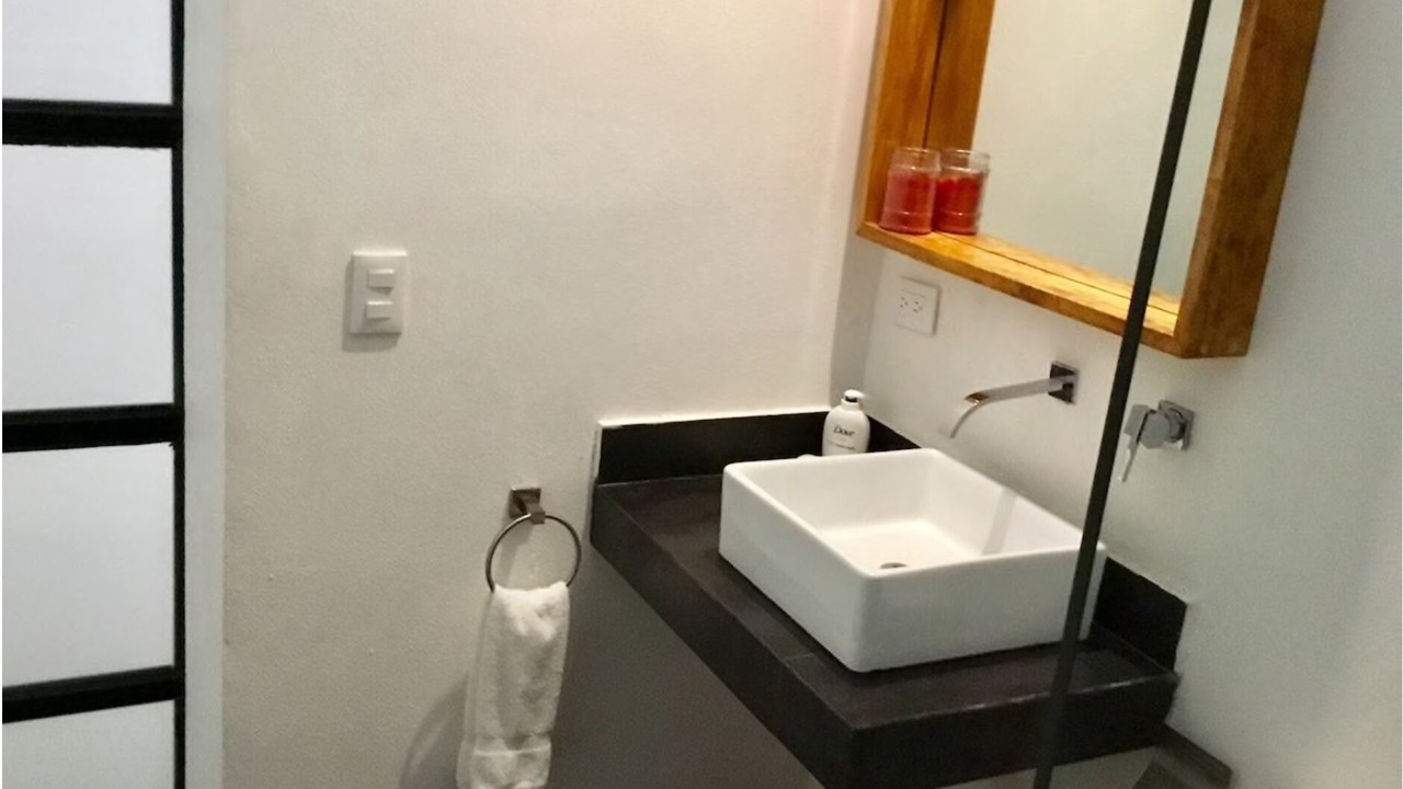 Photo of Bathroom in Romantic Zone