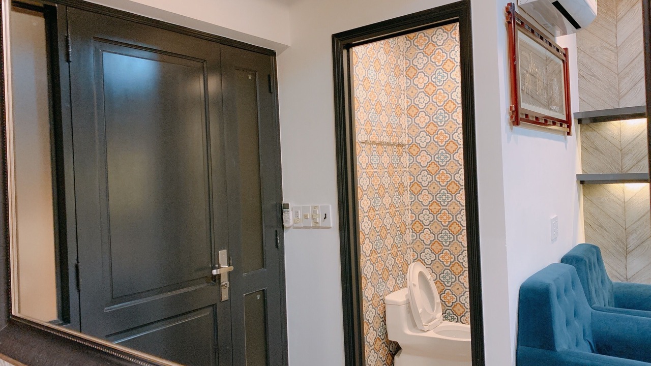 Photo of Bathroom in Chinatown
