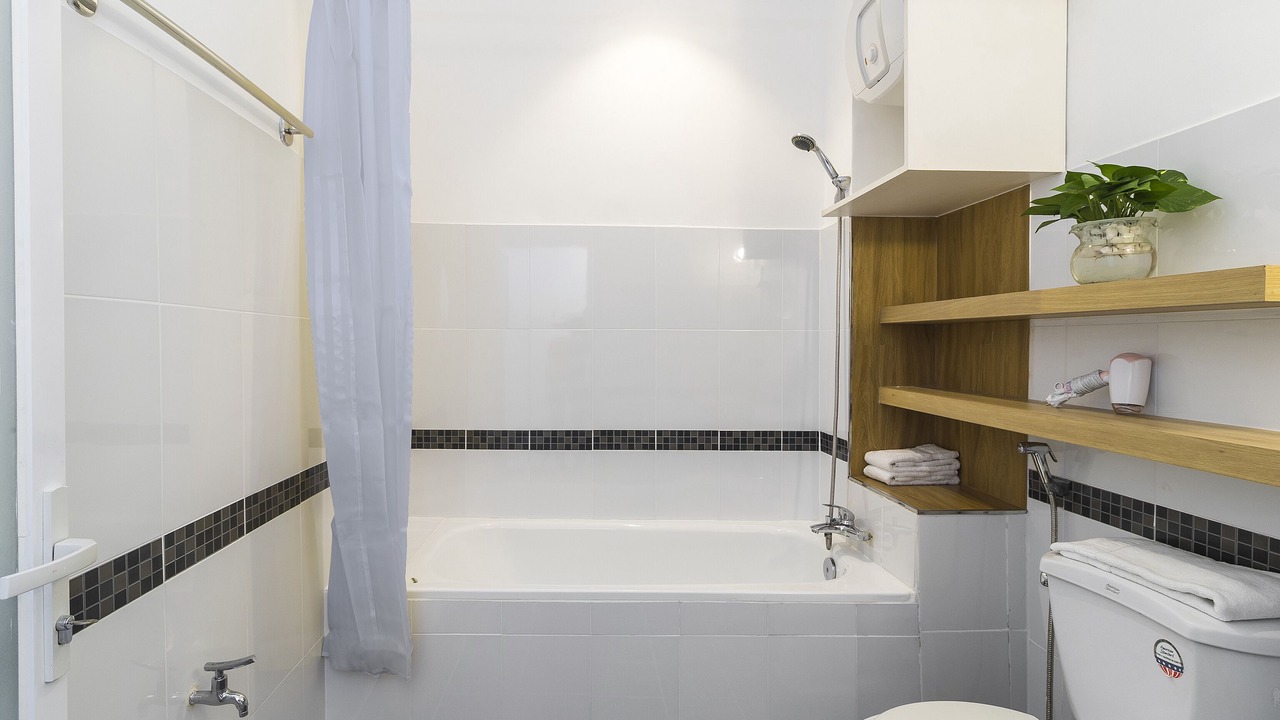 Photo of Bathroom in Nguyen Thai Binh