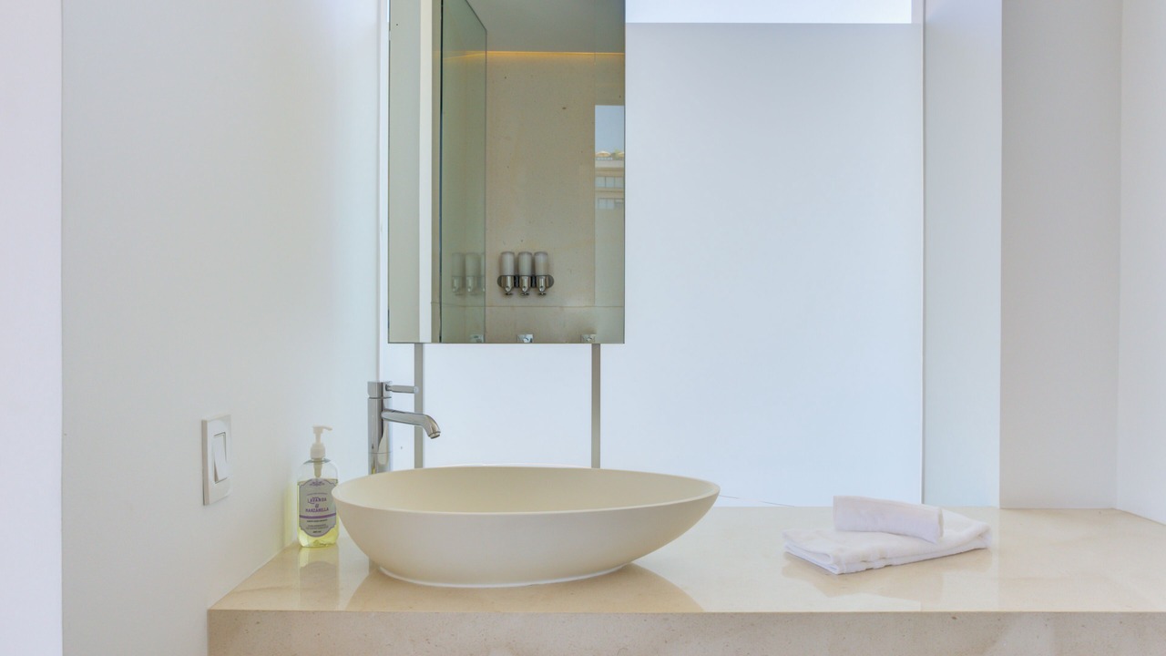 Photo of Bathroom in Romantic Zone