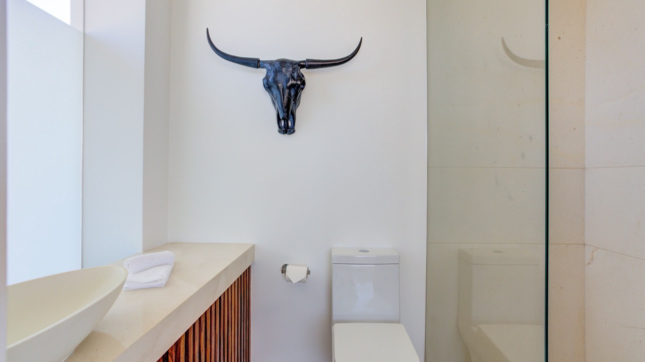 Photo of Bathroom in Romantic Zone