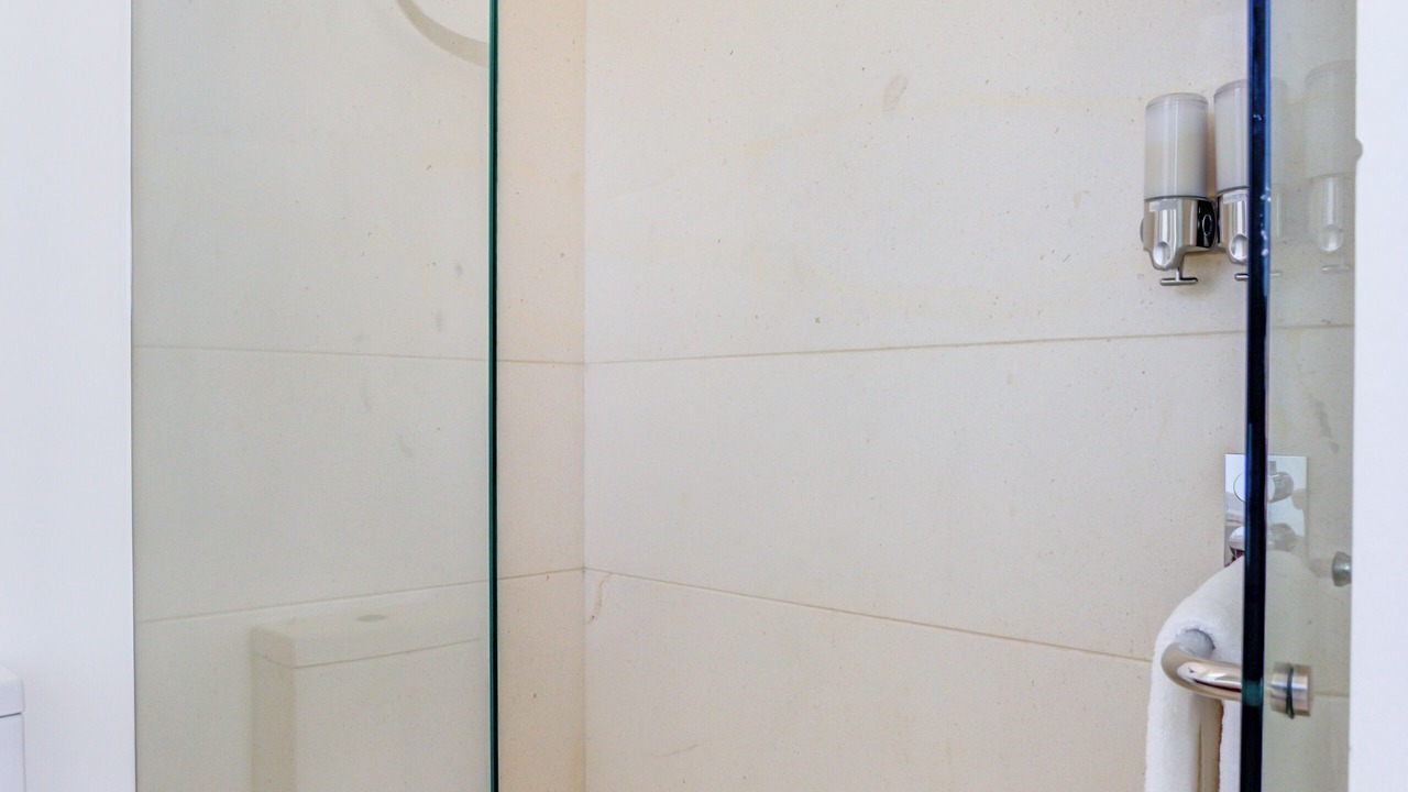 Photo of Bathroom in Romantic Zone