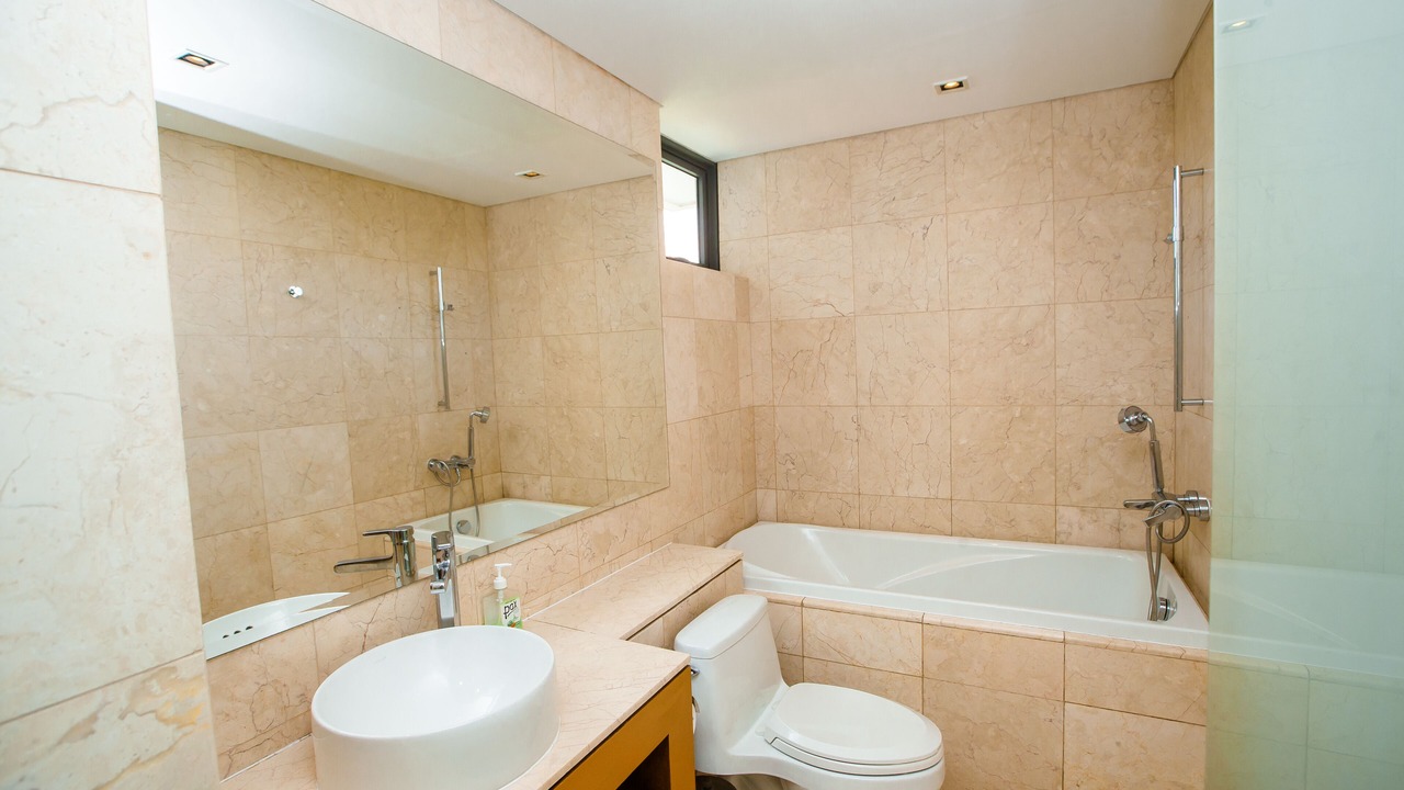 Photo of Bathroom in Ngu Hanh Son