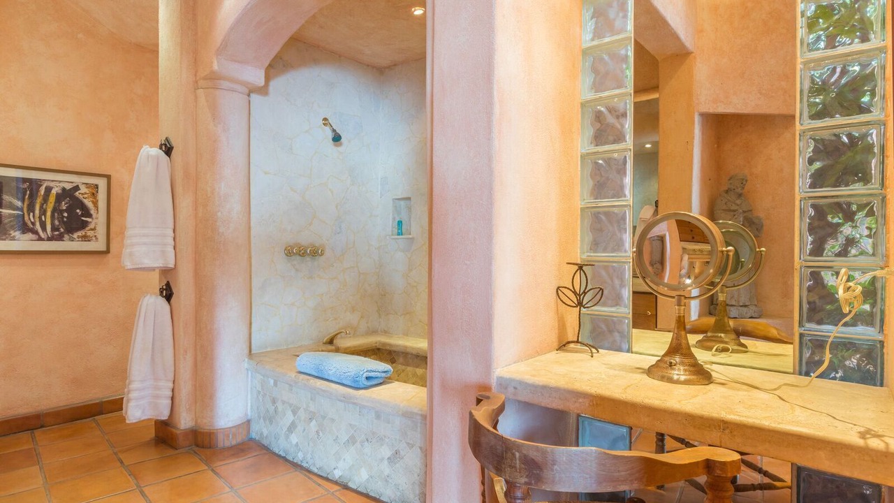 Photo of Bathroom in Conchas Chinas