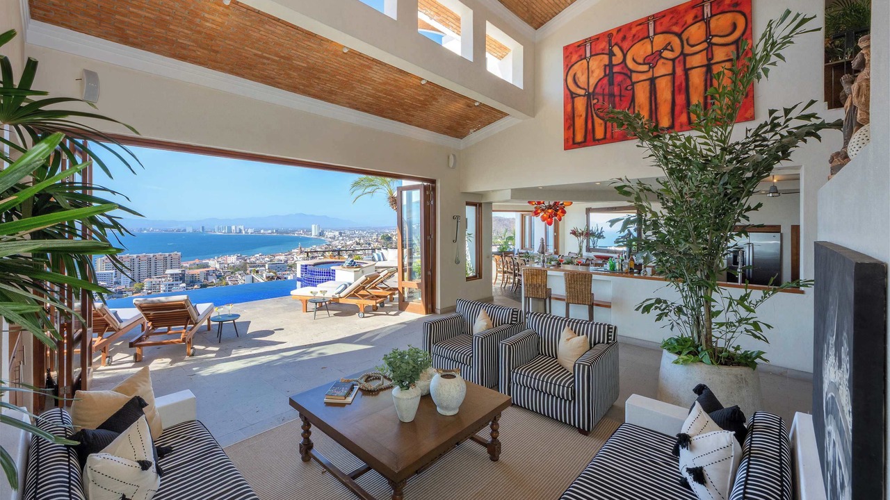 Photo of Livingroom in Romantic Zone