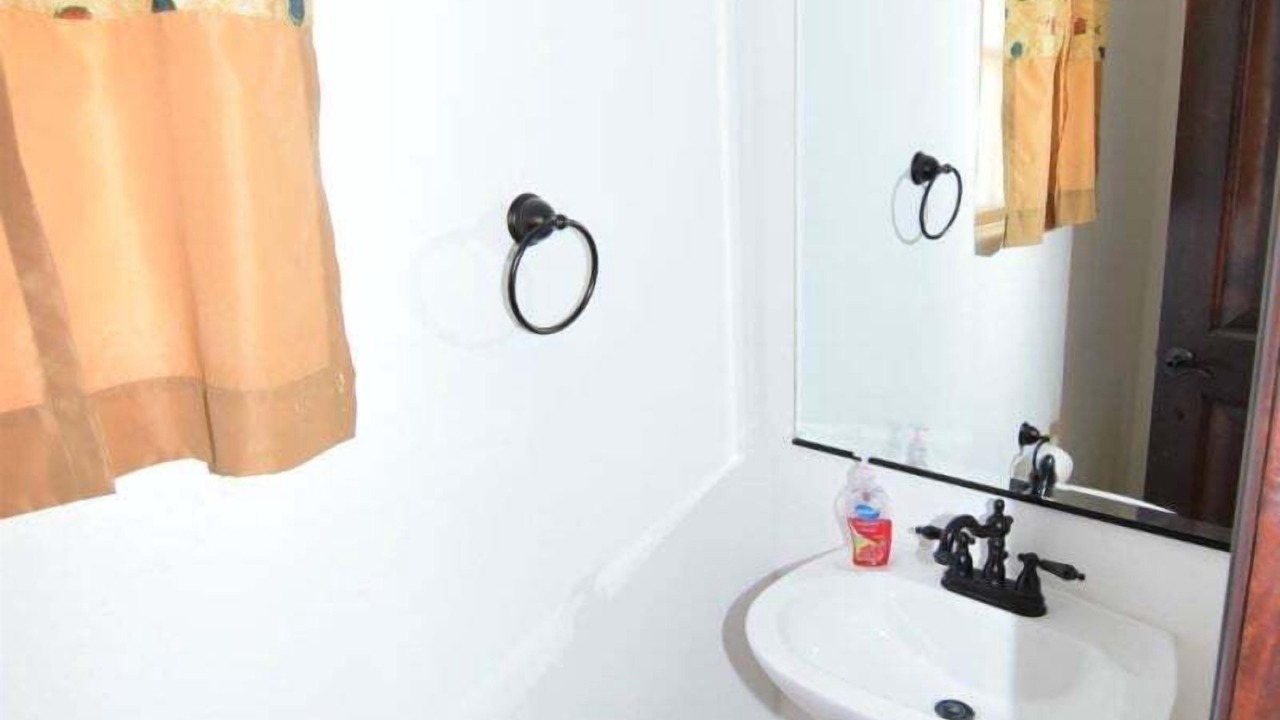 Photo of Bathroom in El Dorado Ranch