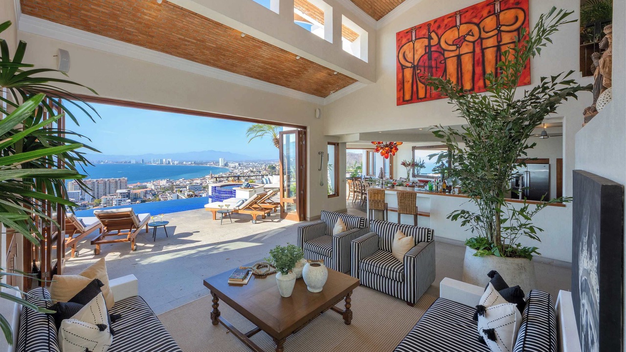 Photo of Livingroom in Romantic Zone