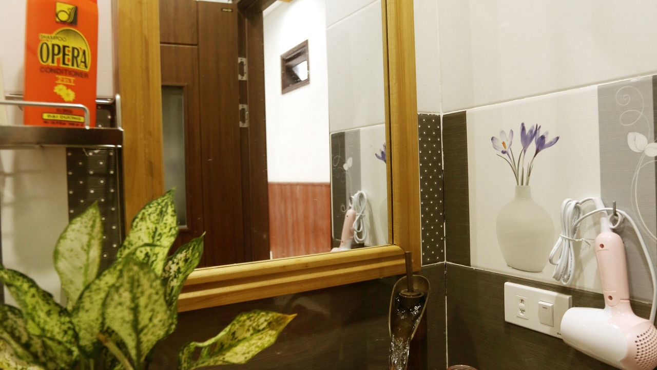 Photo of Bathroom in Cam An