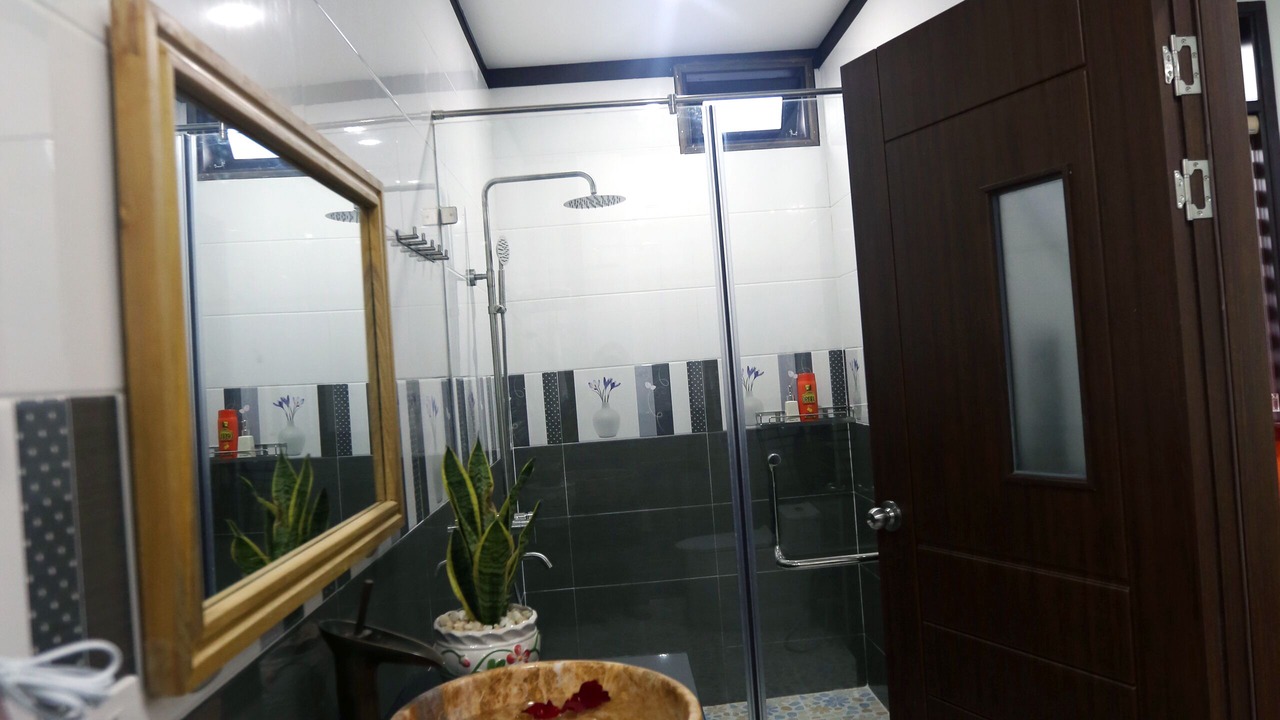 Photo of Bathroom in Cam An