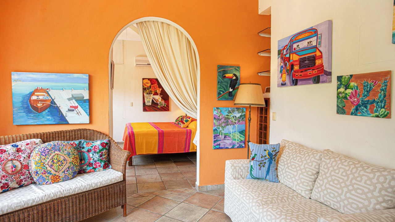 Photo of Livingroom in Romantic Zone