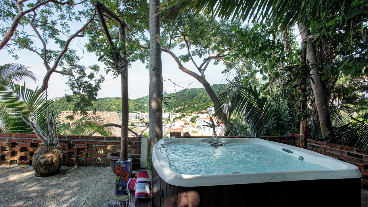 Photo of Outdoor in Romantic Zone