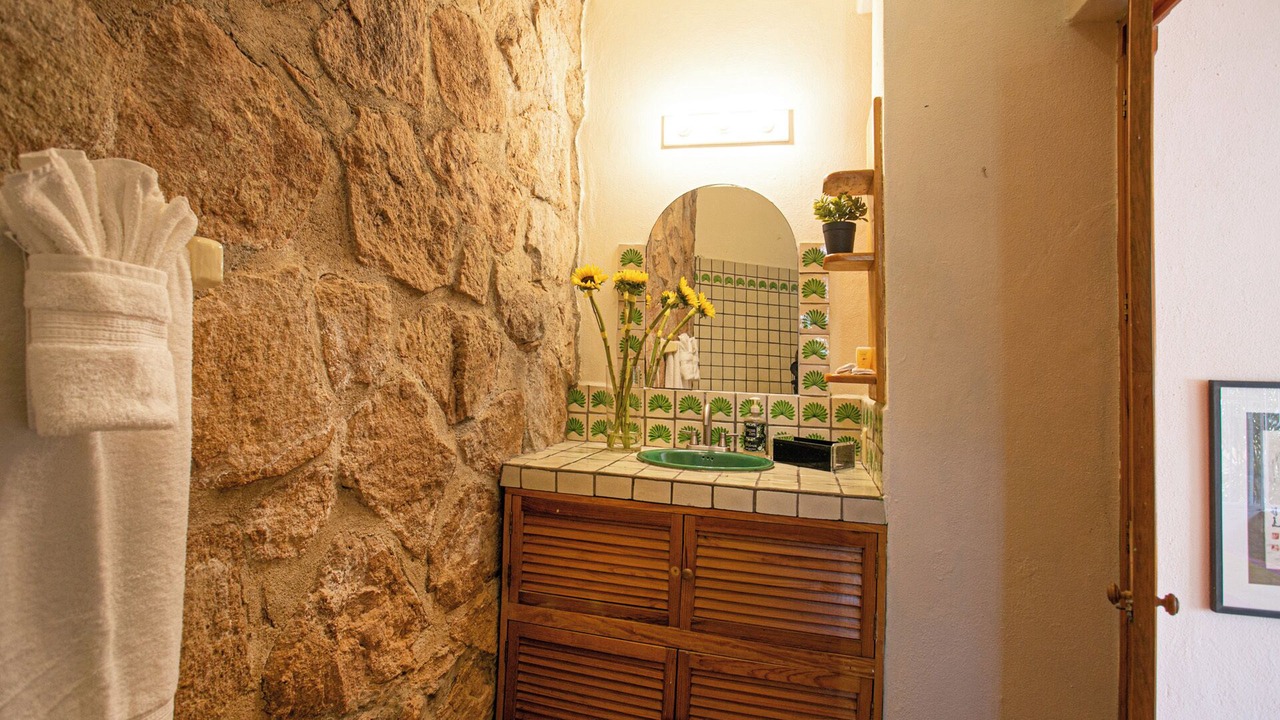 Photo of Bathroom in Romantic Zone