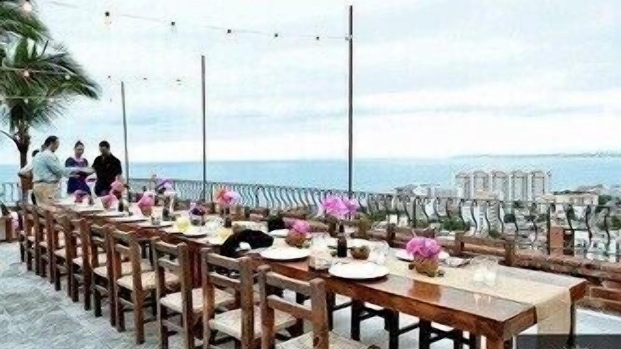 Photo of Outdoor in Romantic Zone