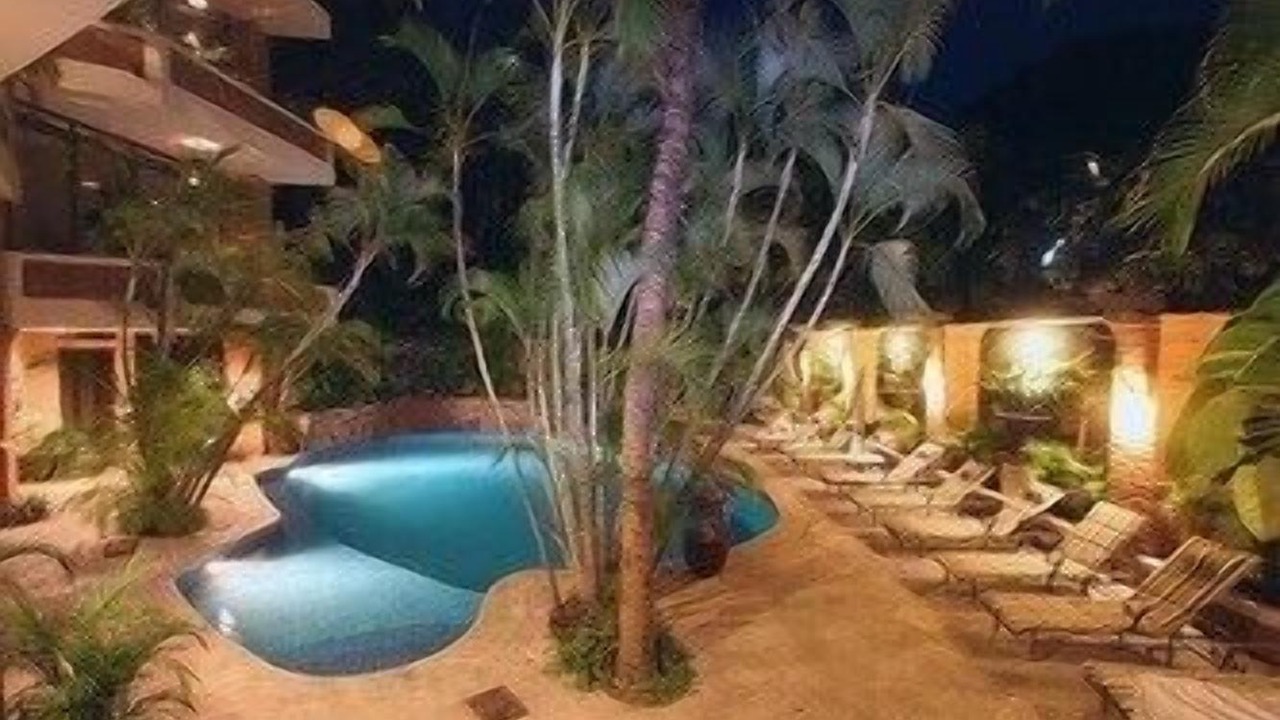 Photo of Outdoor in Romantic Zone