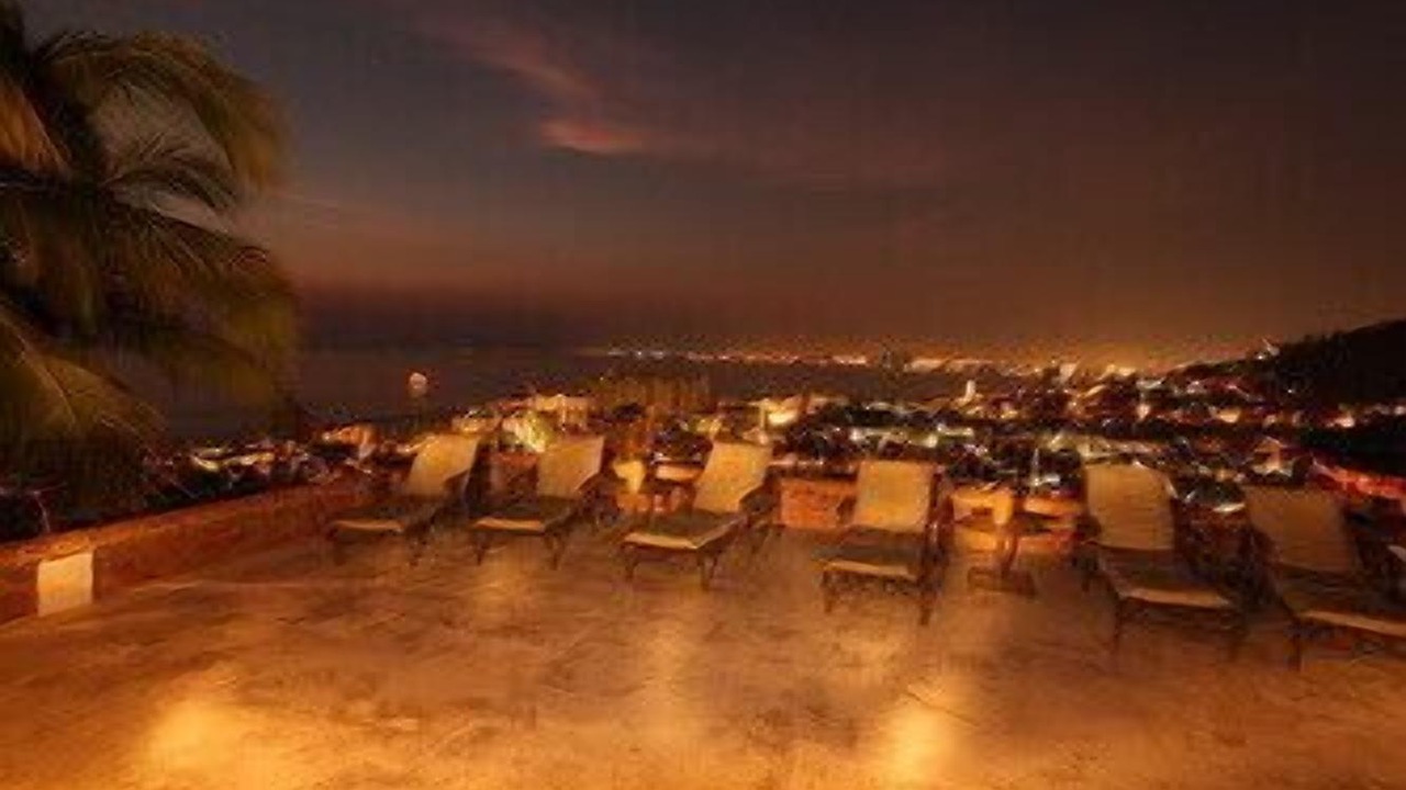 Photo of Outdoor in Romantic Zone