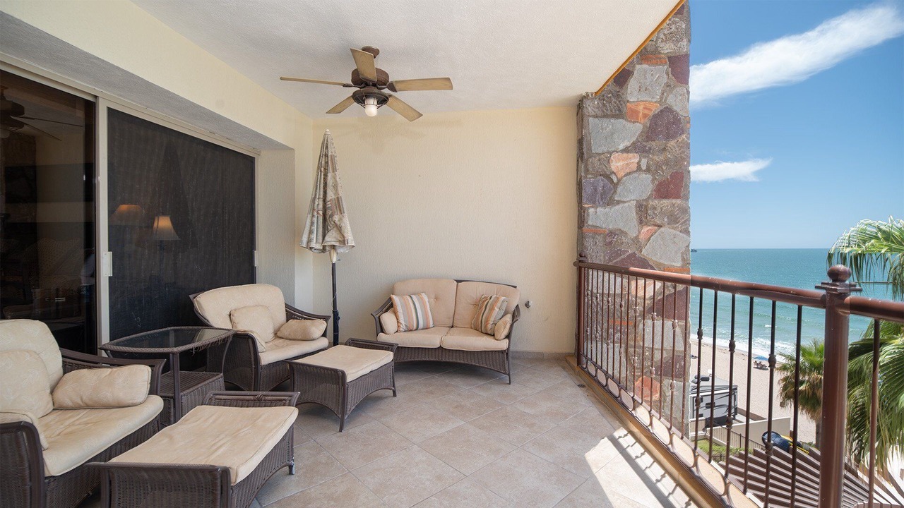 Photo of Patio Balcony in Bella Vista