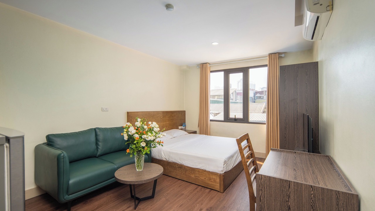 Photo of Bedroom in Trung Hoa Nhan Chinh
