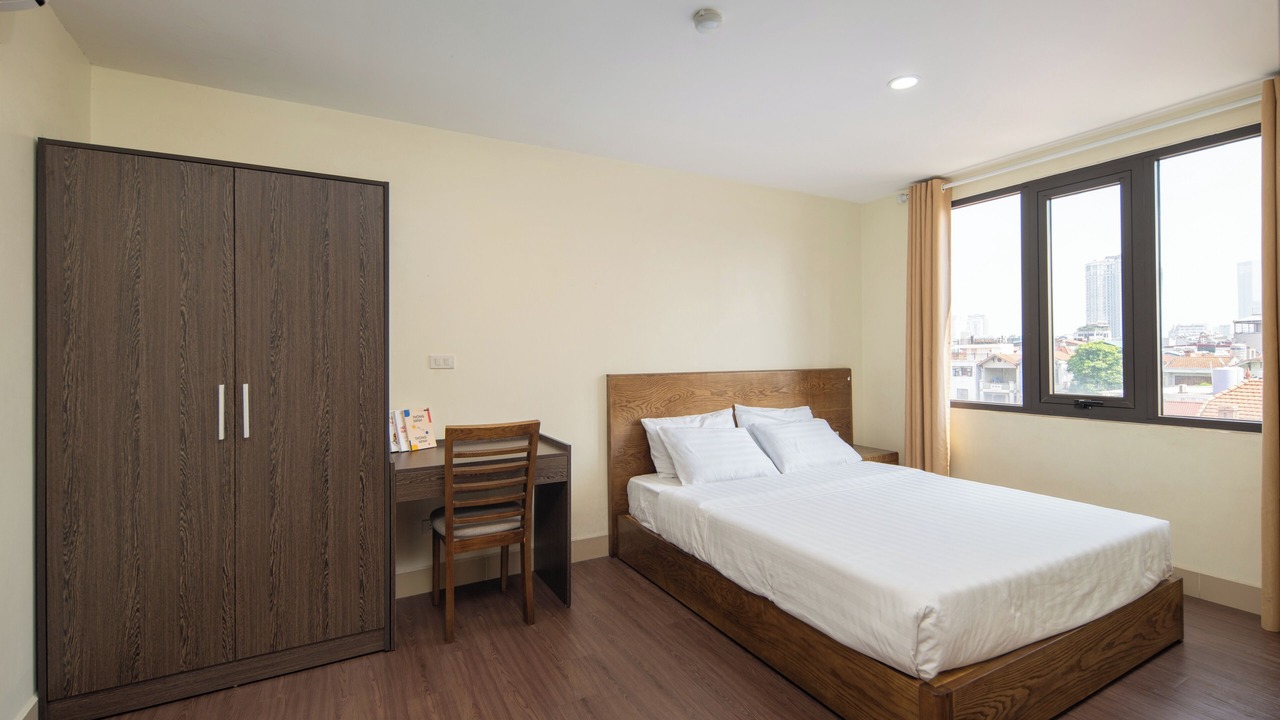 Photo of Bedroom in Trung Hoa Nhan Chinh