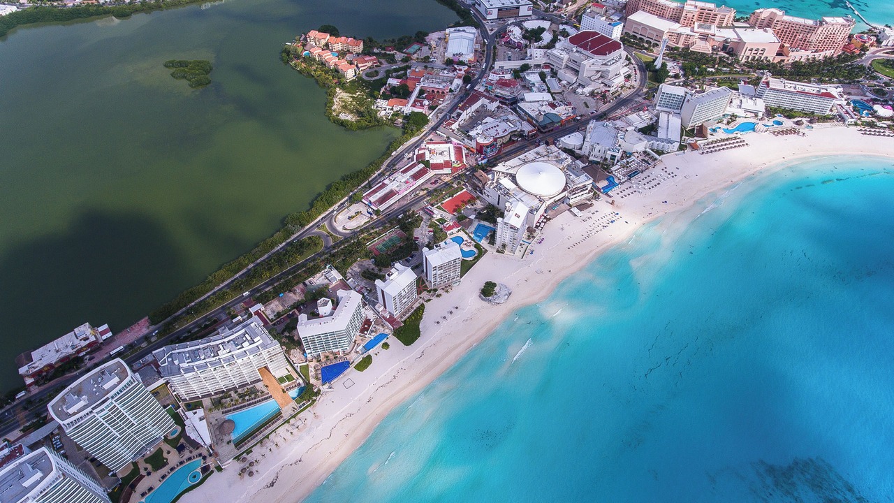 Photo of Others in Punta Cancun