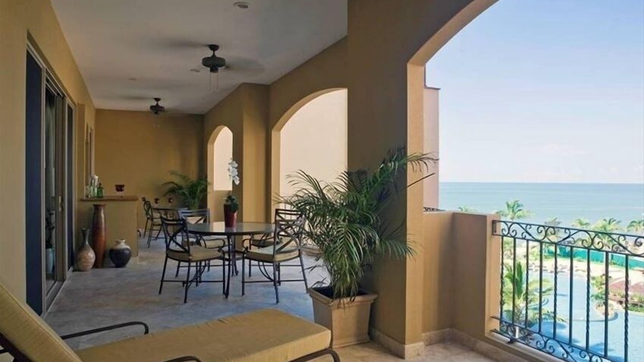 Photo of Patio Balcony in Flamingos