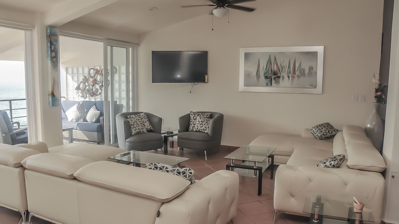 Photo of Livingroom in Romantic Zone
