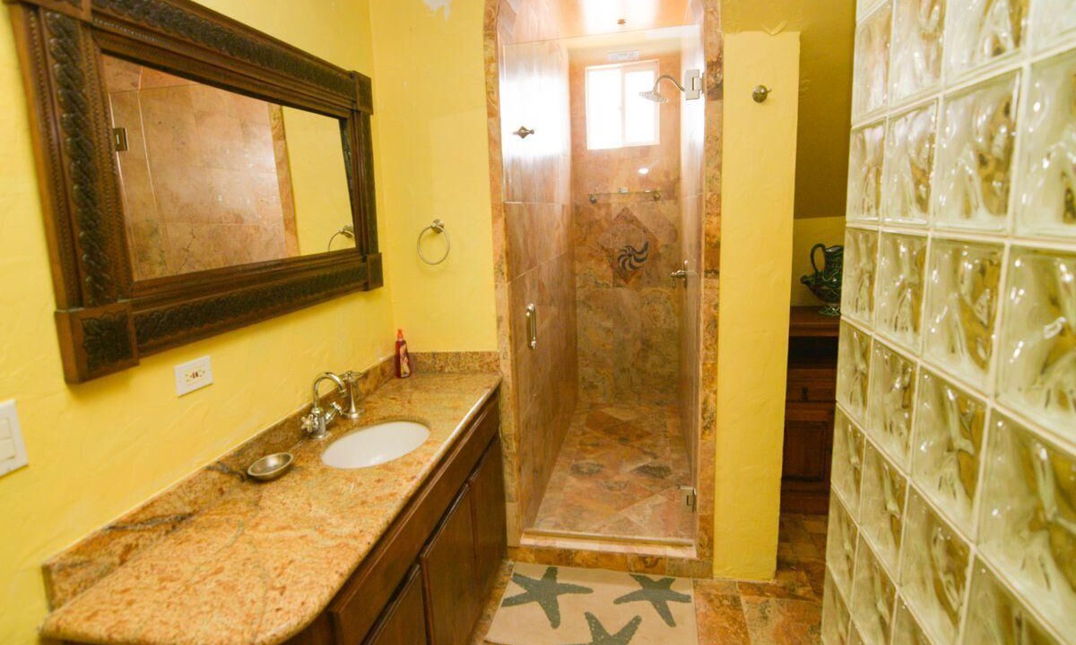 Photo of Bathroom in San Felipe