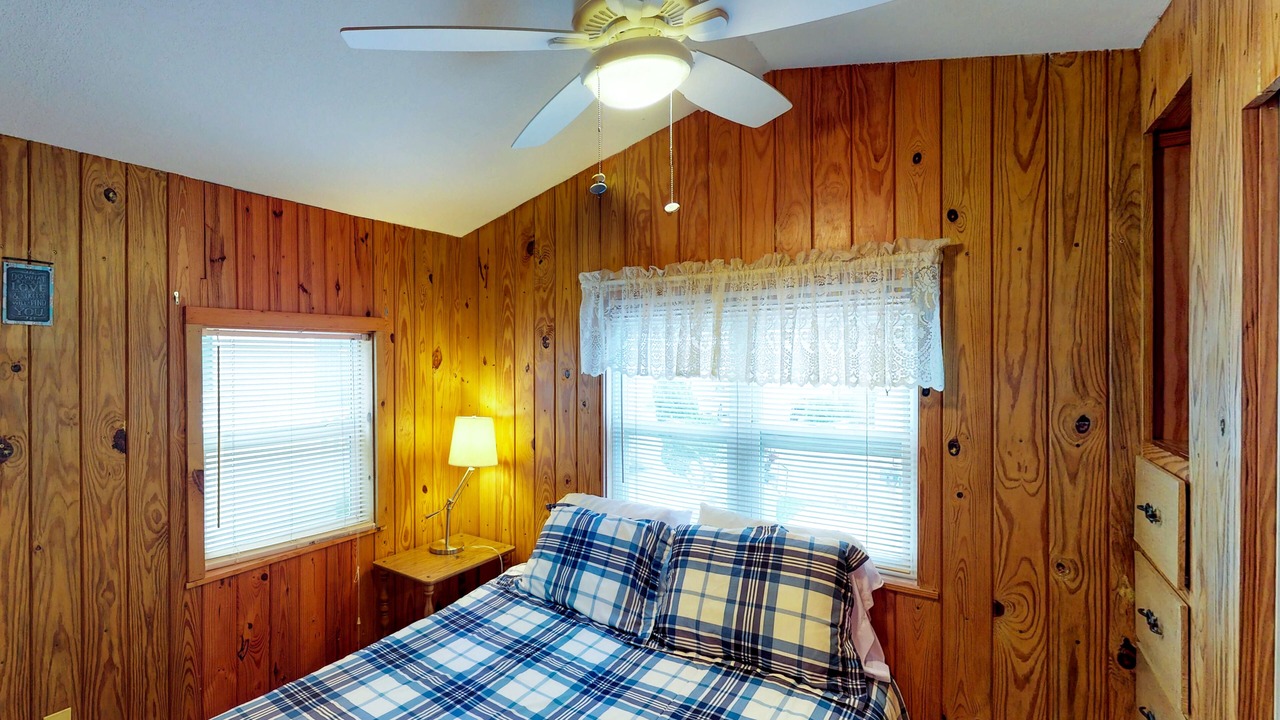 Photo of Bedroom in Port Isabel