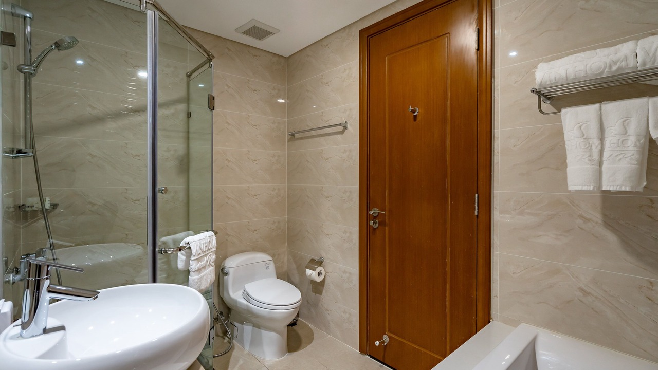 Photo of Bathroom in District 10