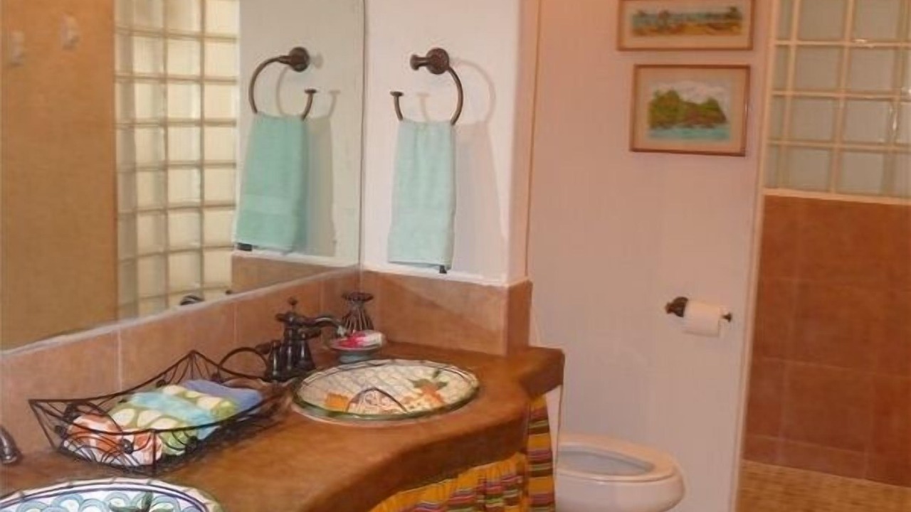 Photo of Bathroom in La Cruz de Huanacaxtle