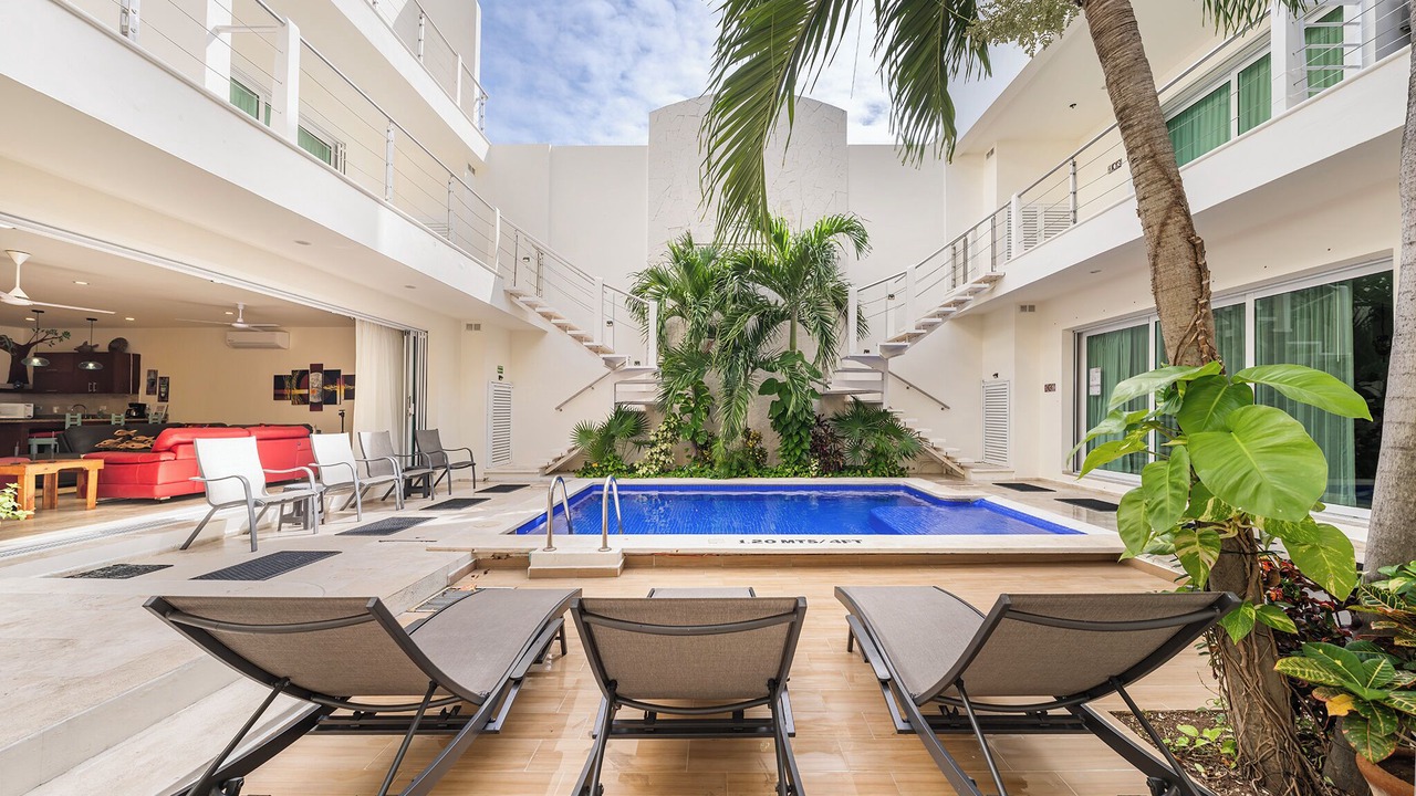 Photo of Outdoor in Centro - Supmza 001