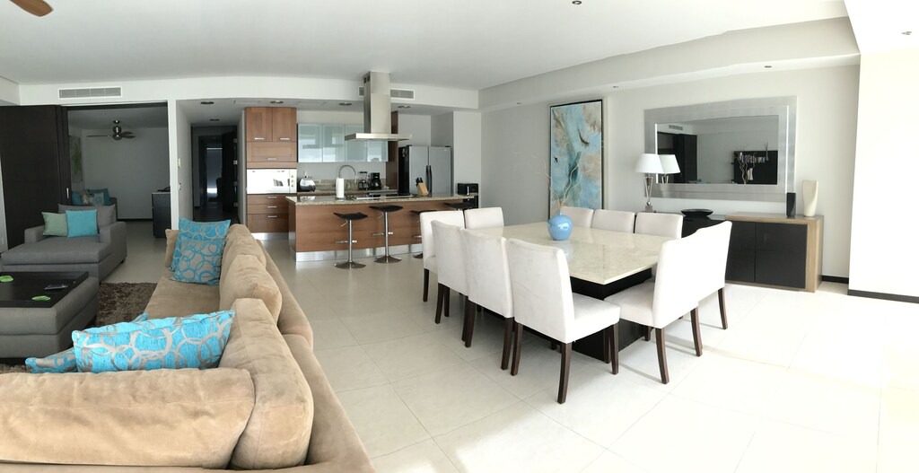 Photo of Livingroom in North Hotel Zone