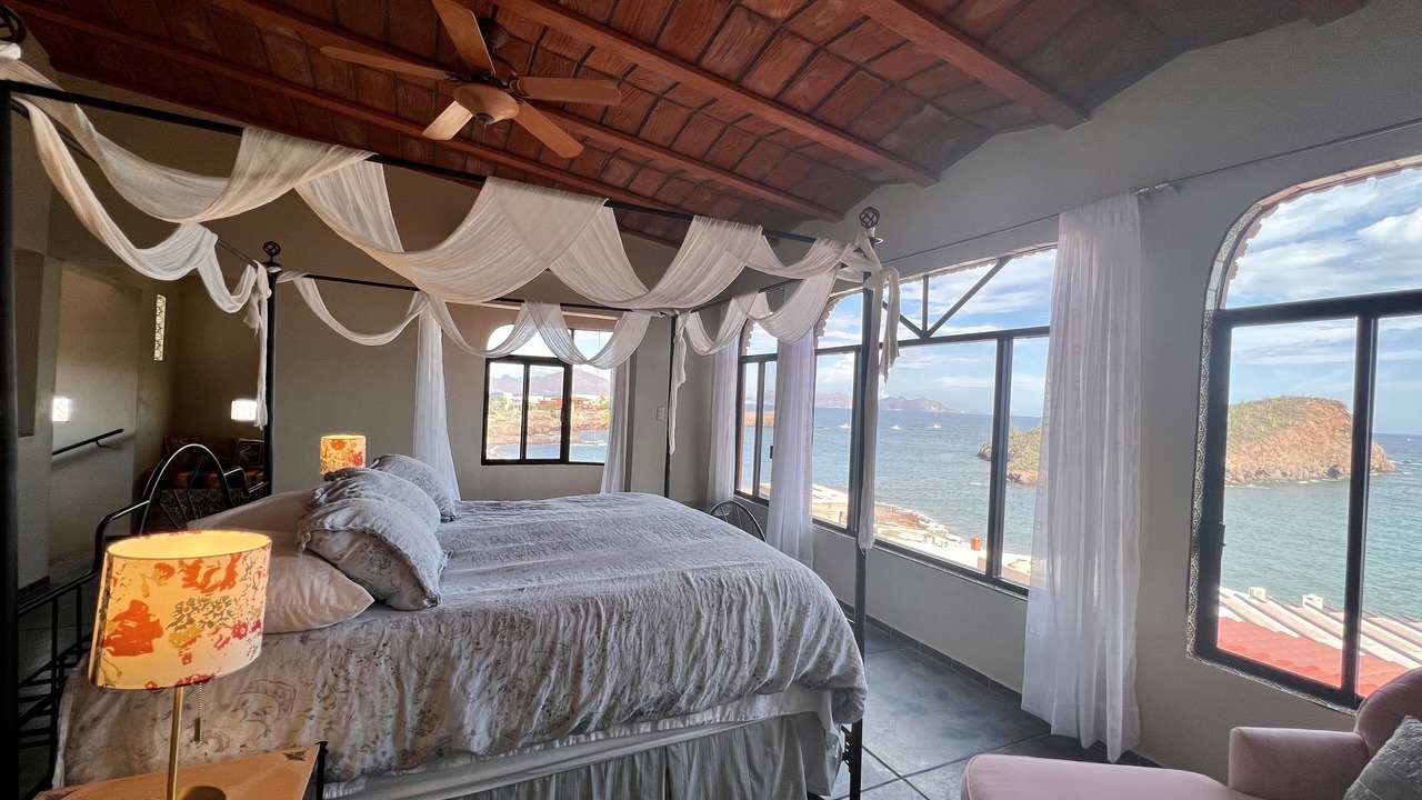 Photo of Bedroom in San Carlos