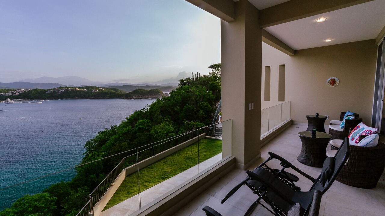 Photo of Patio Balcony in Santa Maria Huatulco