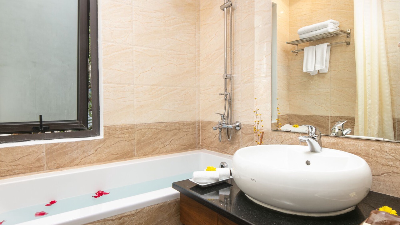 Photo of Bathroom in Dich Vong Hau