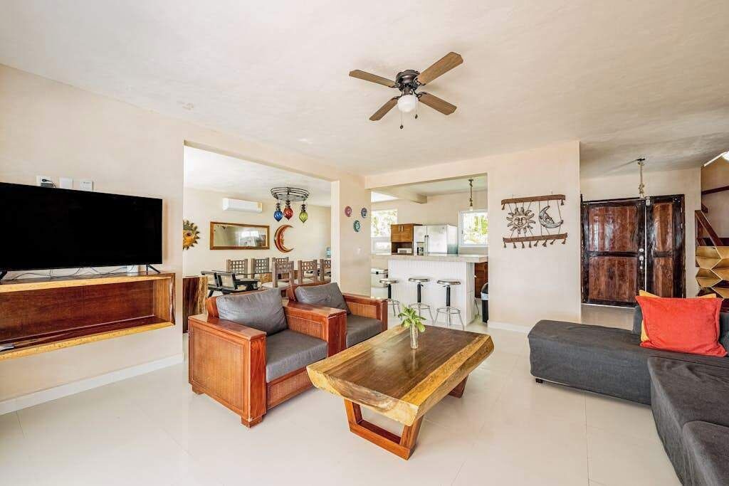 Photo of Livingroom in Soliman Bay
