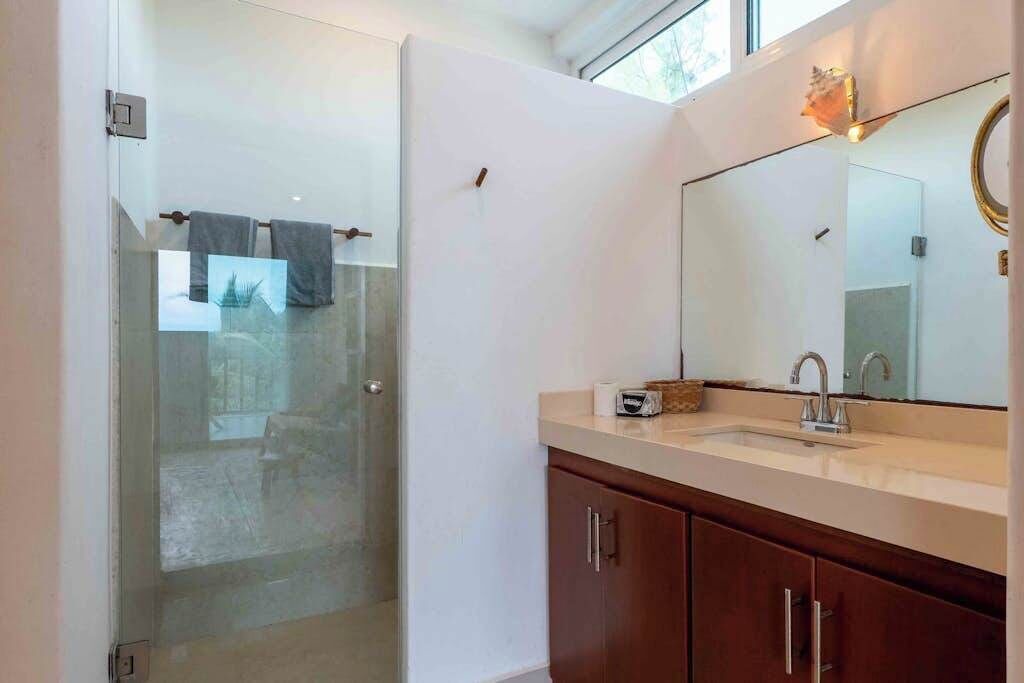 Photo of Bathroom in Soliman Bay