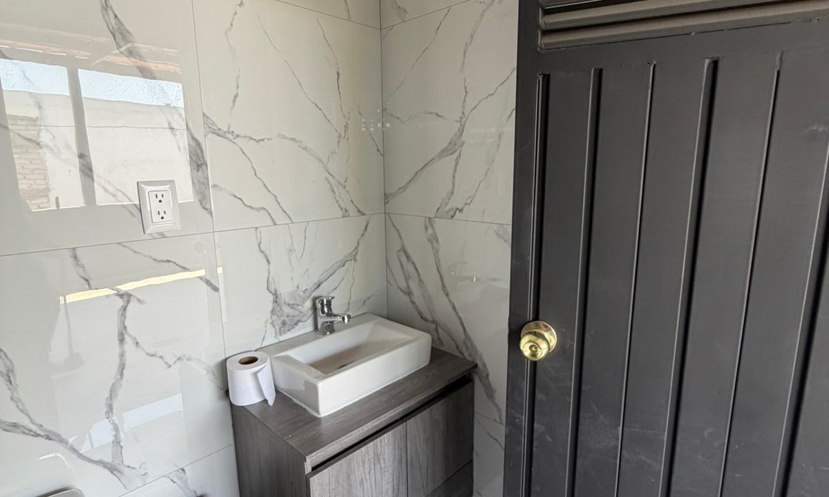 Photo of Bathroom in Coquimatlan